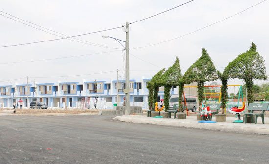 Nhà phố xây sẵn ở TP Hồ Chí Minh hút khách nha pho xay san o tp ho chi minh hut khach